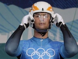 Грузинский саночник скончался после аварии на олимпийской трассе